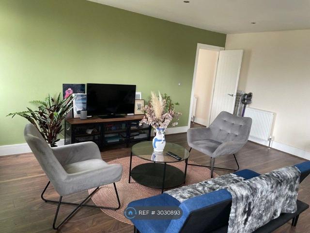 Morden Road, London SW19, 2 bed flat to rent, £2,100 pcm | PrimeLocation