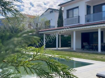 Mordoğan’da Prestijli Yaşam: 6+1 Tam Müstakil Havuzlu Villa