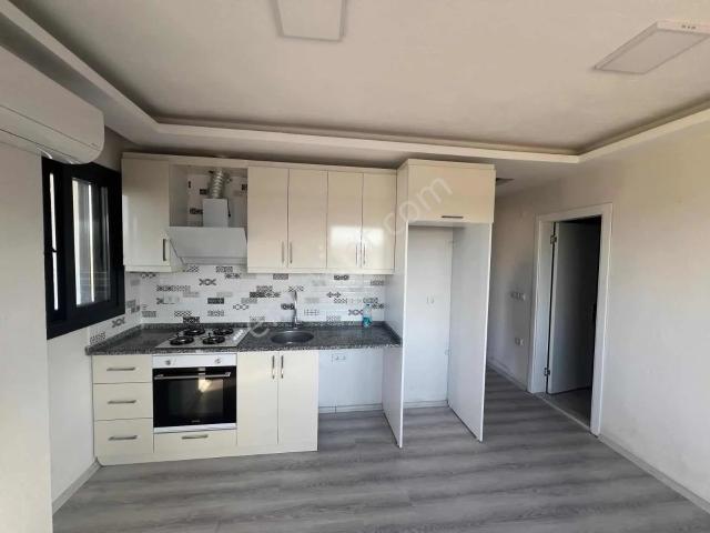 Mordoğan Emlaktan Mıgros Jet Karşısı Merkezde 1+1 Kiralık