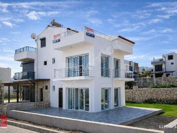 Mordoğan Kamukent'te 4+1 Deniz Manzaralı Müstakil Ev