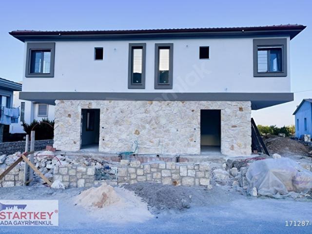 Mordoğanda Deniz Manzaralı Bahçeli Yeni 3+1 Villa