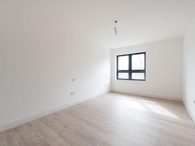More Close, Croydon, Purley CR8, 1 bed flat to rent, £1,675 pcm | PrimeLocation