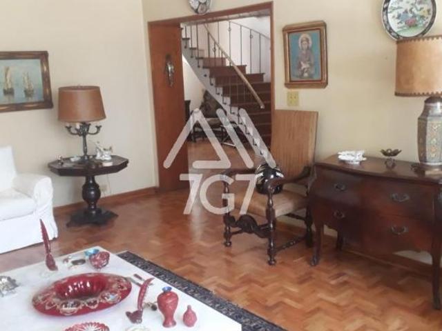 MORE COM ELEGÂNCIA E SOFISTICAÇÃO!