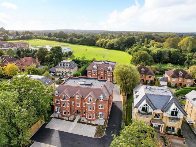 More Lane, Esher, Surrey KT10, 2 bed flat to rent, £3,200 pcm | PrimeLocation