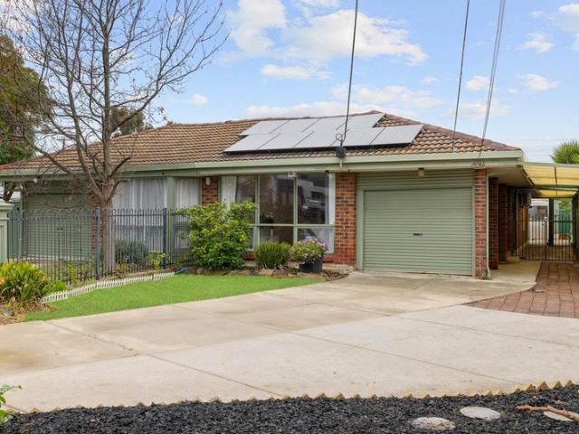 More Space Than Meets the Eye in Greenacres!