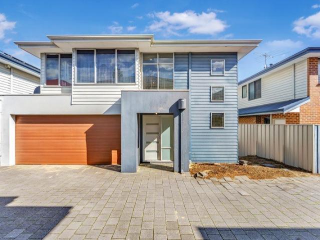 More Space Than You Expect Private Townhouse with Double Garage
