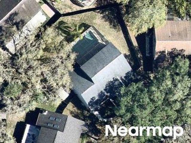 Moreland Dr