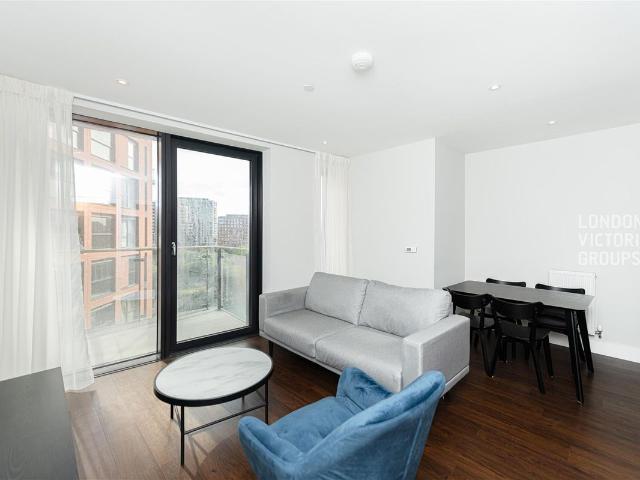 Morello House, 12 Leamouth Road, London E14, 1 bed flat to rent, £2,400 pcm | PrimeLocation