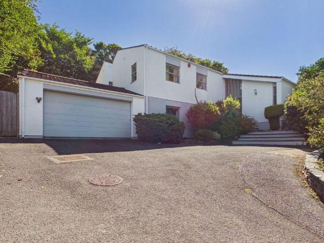 Moresk, Truro Substantial family home 6 bed detached house to rent £2,750 pcm £635 pw