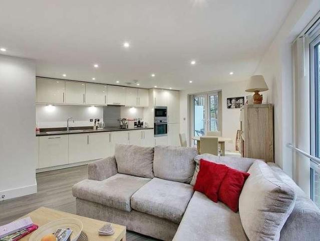 Morewood Road, Sevenoaks, Kent, TN13