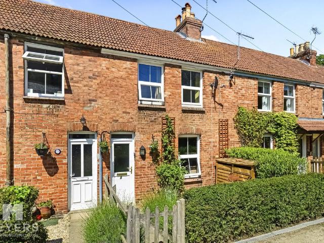Moreton, Dorchester, 8 DT2, 2 bed terraced house to rent, £1,100 pcm | PrimeLocation