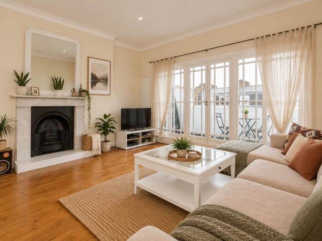 Moreton Place, Pimlico SW1V, 4 bed flat to rent, £5,850 pcm | PrimeLocation