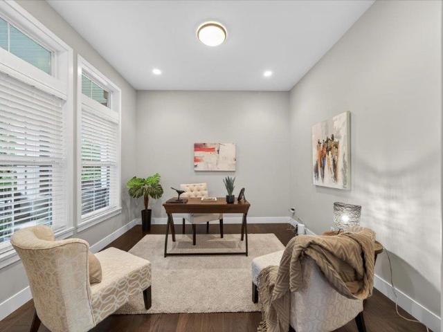 Morgan Heights Family Home – 4 Bed/3.5 Bath