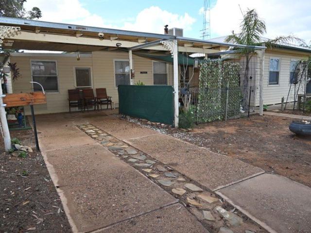 Morgan Opportunity Spacious Home on a Large Allotment with Room for More!