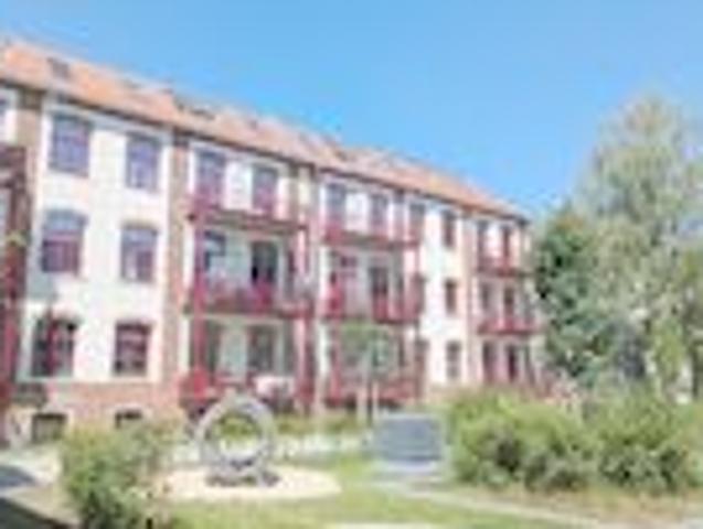 Morgensonne! Sanierte Altbauwohnung mit EBK und großem Balkon!