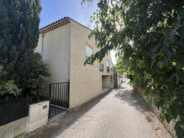 MORIERES LES AVIGNON P2 MEUBLÉ PROCHE CENTRE VILLE
