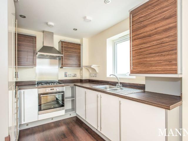 Morland Court, Sidcup DA14, 2 bed flat to rent, £1,700 pcm | PrimeLocation