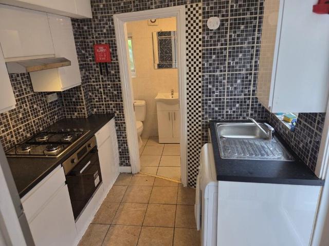 Morley Avenue, London N22, 3 bed terraced house to rent, £2,500 pcm | PrimeLocation