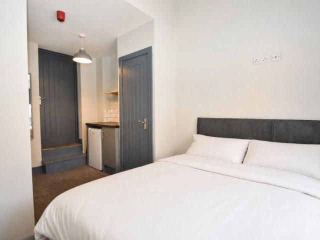 Morley Road, Doncaster 1 bed in a house share to rent £477 pcm £110 pw