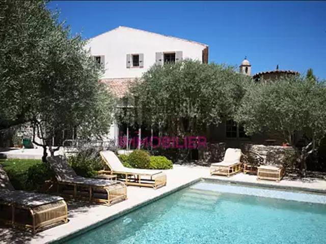 Mormoiron 84570 Achat / Vente maison 12 pièces t12 piscine terrasse