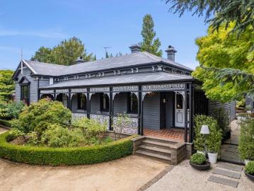 MORNINGSIDE A Landmark Victorian Residence of Rare Distinction