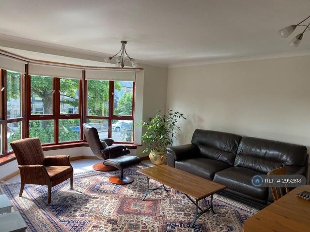 Morningside Park, Edinburgh, EH10 3 bed flat to rent £2,100 pcm £485 pw