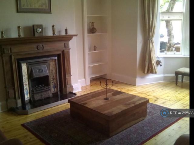 Morningside Park, Edinburgh, EH10 3 bed flat to rent £2,300 pcm £531 pw
