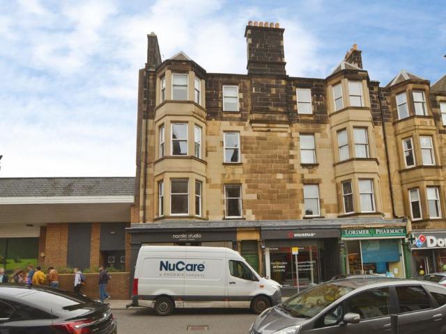 Morningside Road, Edinburgh, EH10 2 bed flat to rent £1,800 pcm £415 pw