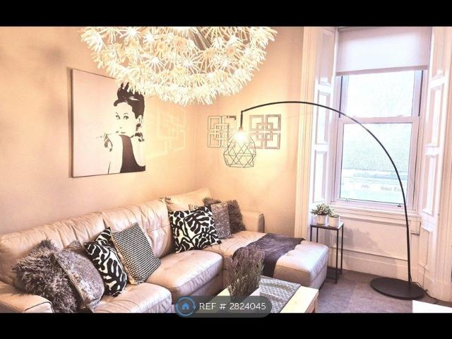 Morningside Road, Edinburgh EH10, 5 bed flat to rent, £3,000 pcm | PrimeLocation