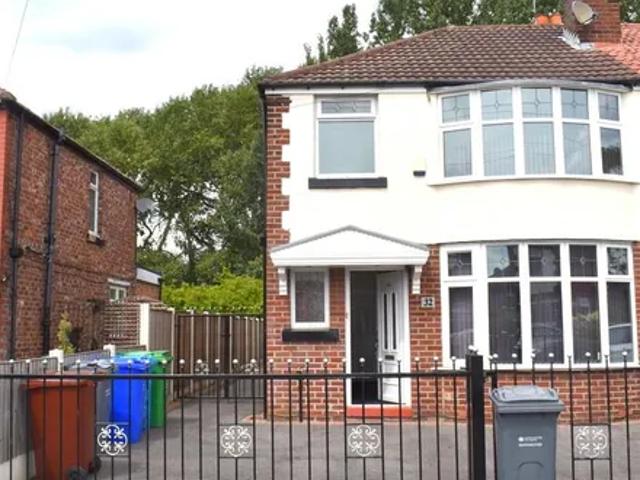 Mornington Crescent, Manchester, M14 6DG, United Kingdom | 6 bed duplex for rent #112325697 | Rentberry