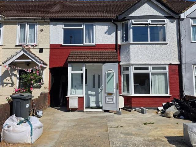 Mornington Crescent, Hounslow TW5, 4 bed terraced house to rent, £3,000 pcm | PrimeLocation