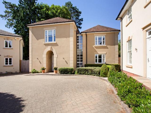 Mornington Drive, Winchester SO22, 4 bed detached house to rent, £4,250 pcm | PrimeLocation