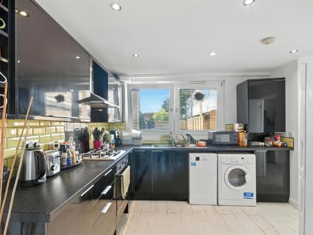 Morpeth Street, London E2, 4 bed flat to rent, £4,200 pcm | PrimeLocation