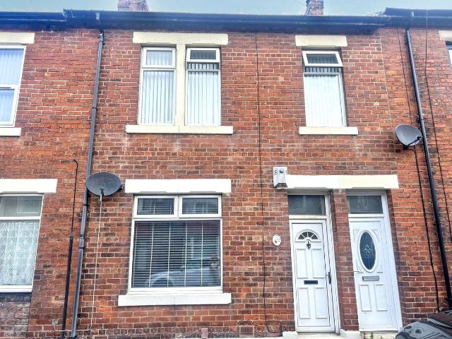 Morpeth Terrace, North Shields NE29, 2 bed flat to rent, £695 pcm | PrimeLocation