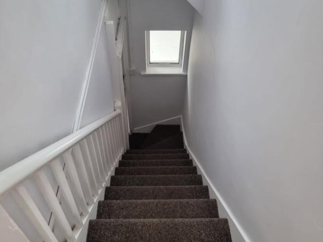 Morris Crescent, Oxford OX4, 2 bed flat to rent, £1,550 pcm | PrimeLocation