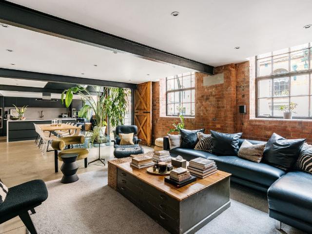 Morris Road, London E14, 4 bed flat to rent, £8,000 pcm | PrimeLocation