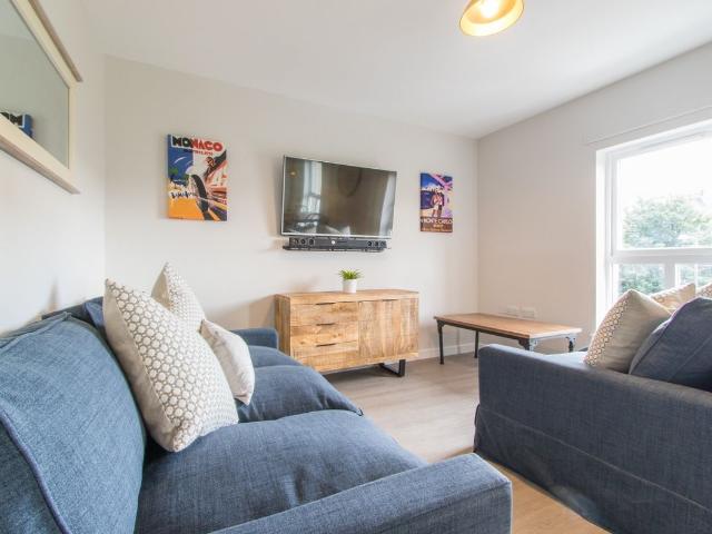 Morrison Circus, Edinburgh EH3, 4 bed flat to rent, £888 pppm | PrimeLocation