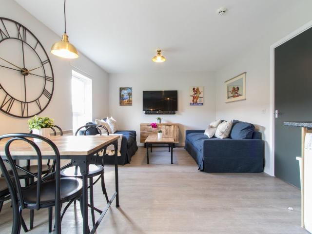 Morrison Circus, Edinburgh EH3, 4 bed flat to rent, £931 pppm | PrimeLocation