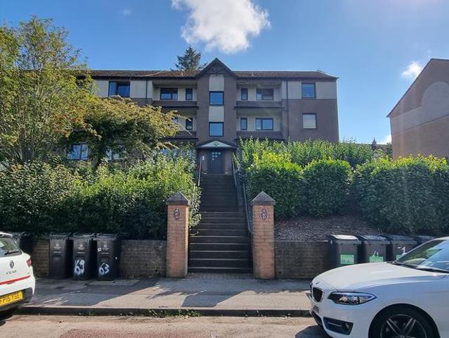 Morrison Drive, Aberdeen AB10 2 bed flat to rent £725 pcm £167 pw