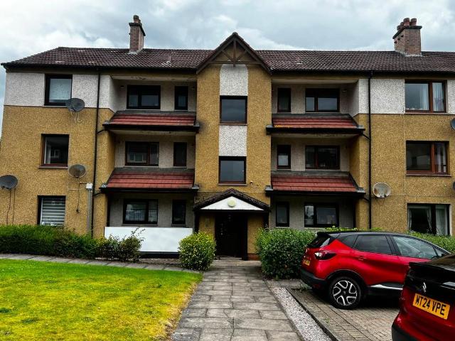 Morrison Drive, Garthdee, Aberdeen. 2 bed flat to rent £685 pcm £158 pw