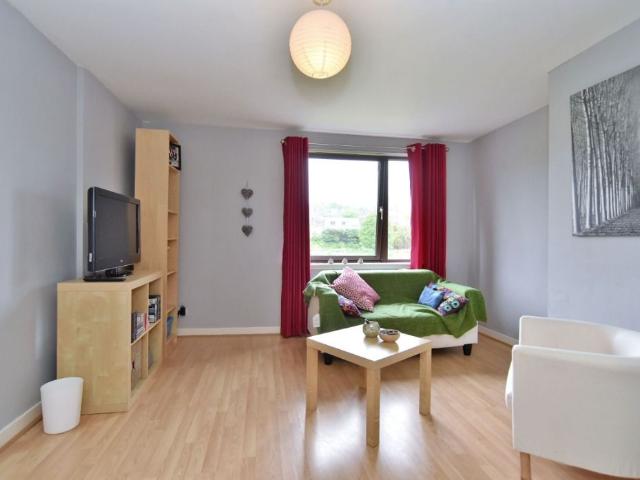 Morrison Drive, Garthdee, Aberdeen AB10, 3 bed flat to rent, £895 pcm | PrimeLocation