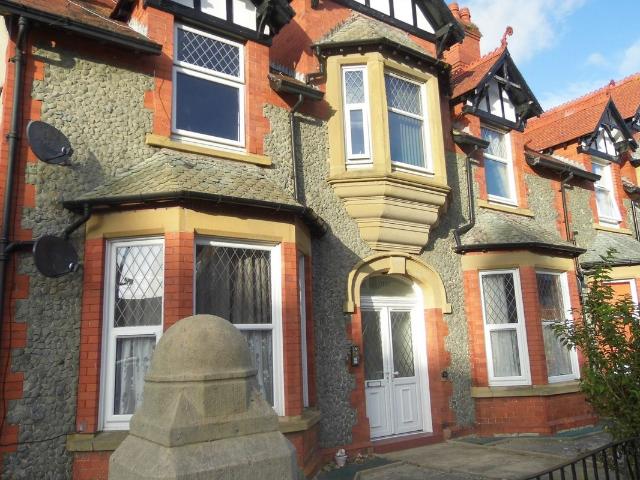 Mostyn Avenue, Craig Y Don LL30, 1 bed flat to rent, £550 pcm | PrimeLocation