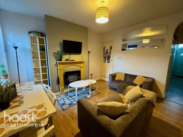 Mostyn Street, Wolverhampton 3 bed terraced house to rent £1,200 pcm £277 pw