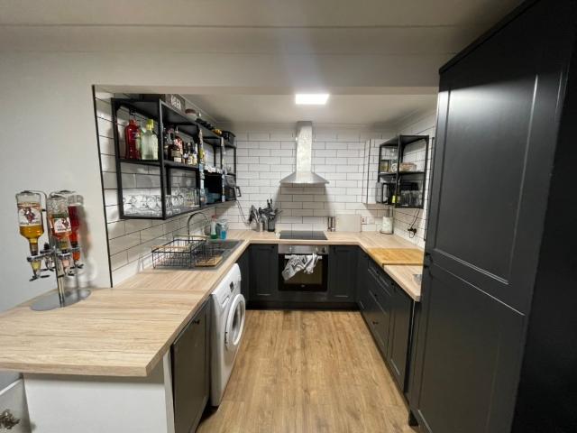 Mostyn Road, Colwyn Bay LL29, 2 bed flat to rent, £850 pcm | PrimeLocation