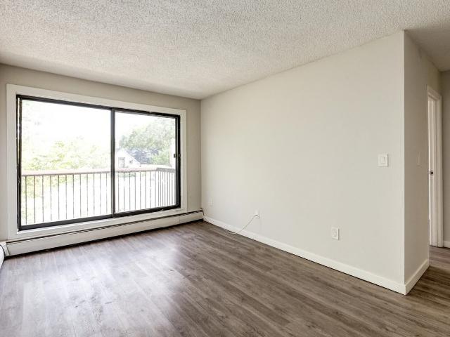 Mosaic Manor 2 Bedroom Apartment for Rent at 1454 Rae St, Regina, SK S4T 2C5 North Central