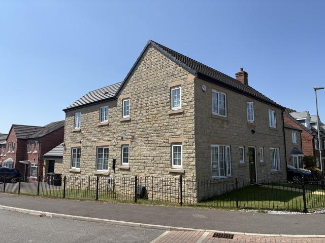 Moseley Beck Crescent Leeds | LS16