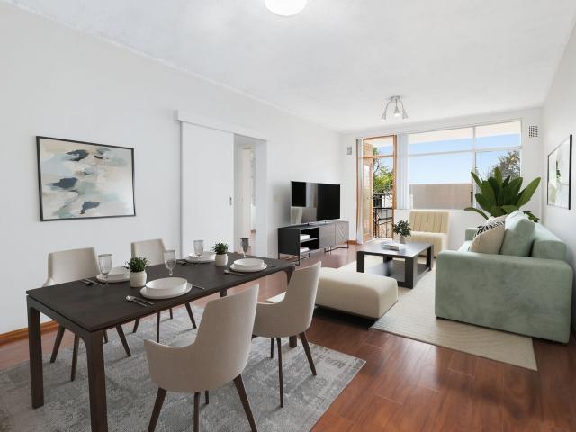 Mosman, 2/61 Spit Road