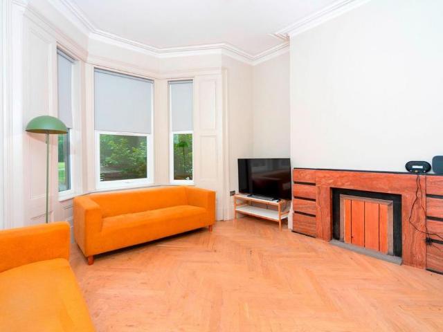 Moss Lane East, Manchester 9 bed terraced house to rent £5,538 pcm £1,278 pw