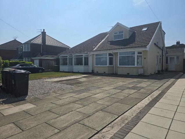 Moss Lane, Maghull, Liverpool L31, 3 bed semi detached house to rent, £1,400 pcm | PrimeLocation