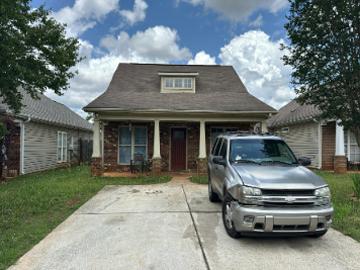 Moss Stone Ln